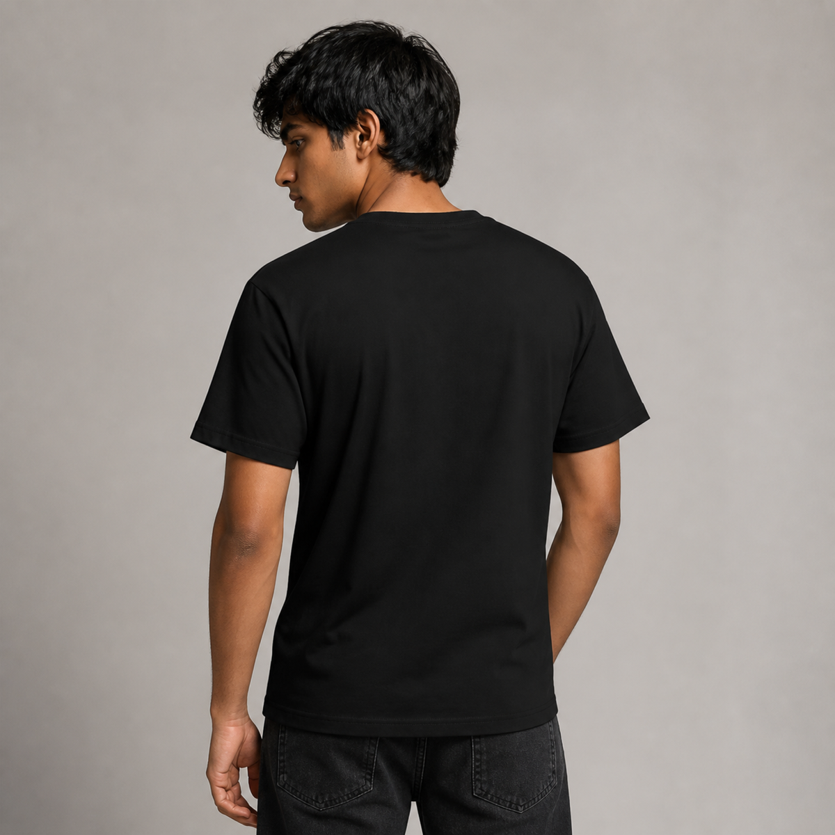 Uchiha Clan Craze: Comfy Unisex Anime T-Shirt