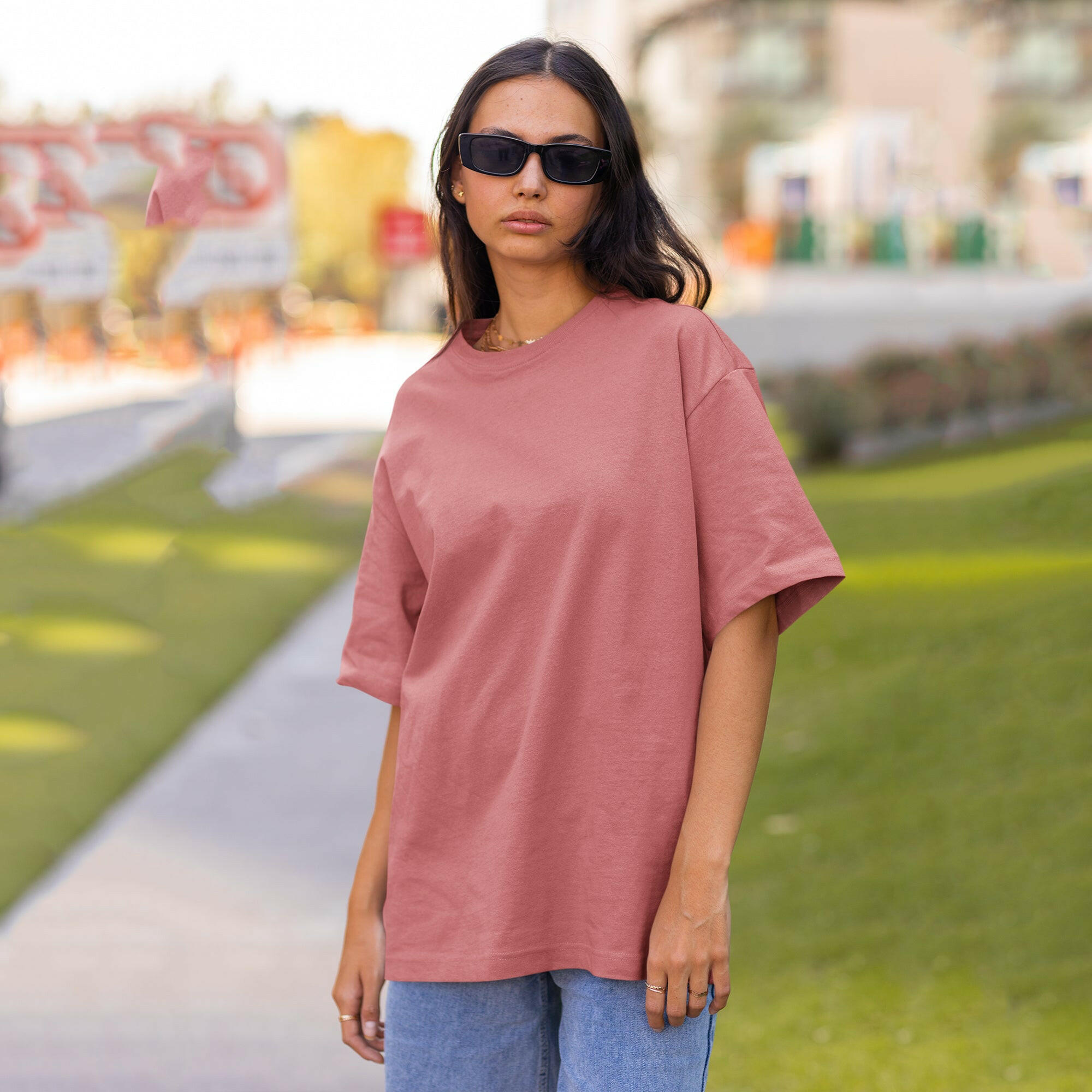 Basics Oversized T-Shirt — product photo 3