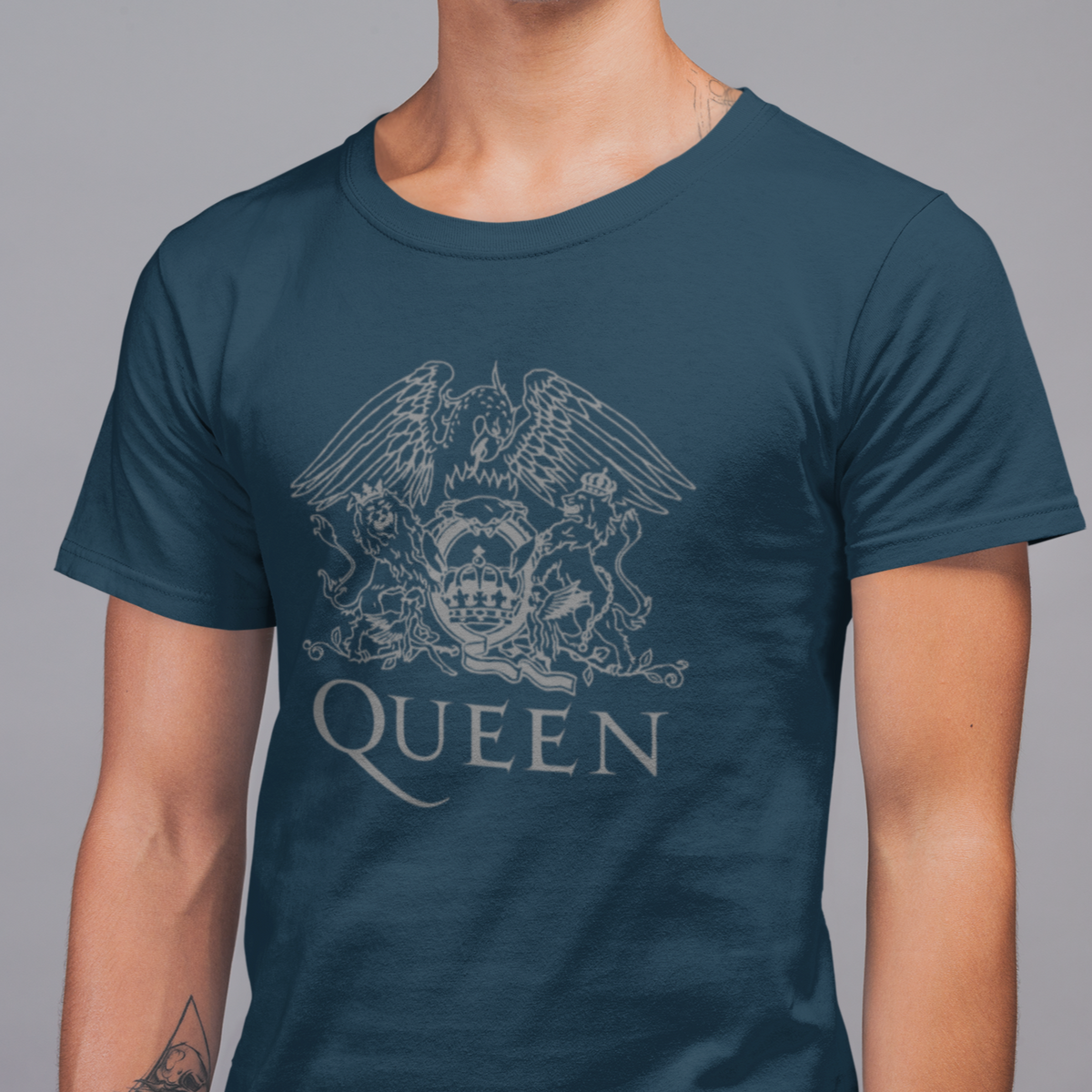 Queen Unisex T-Shirt — product photo 2
